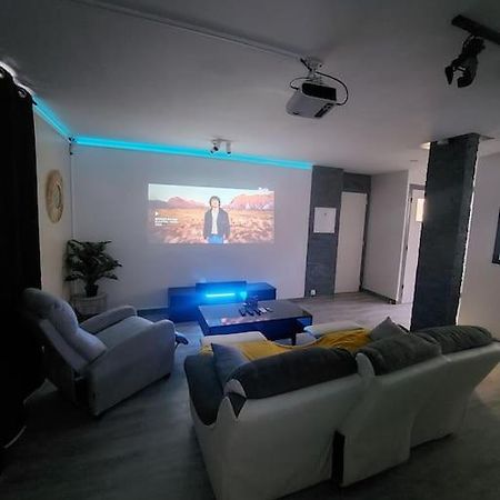 דירות מורלה Cinema A Domicile מראה חיצוני תמונה