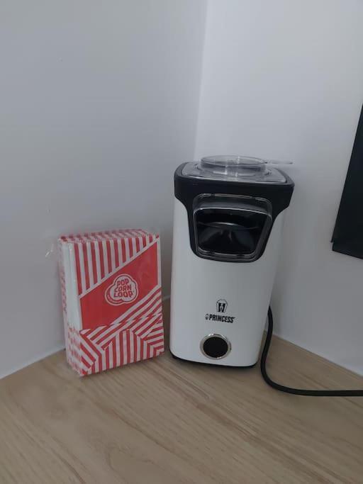 דירות מורלה Cinema A Domicile מראה חיצוני תמונה